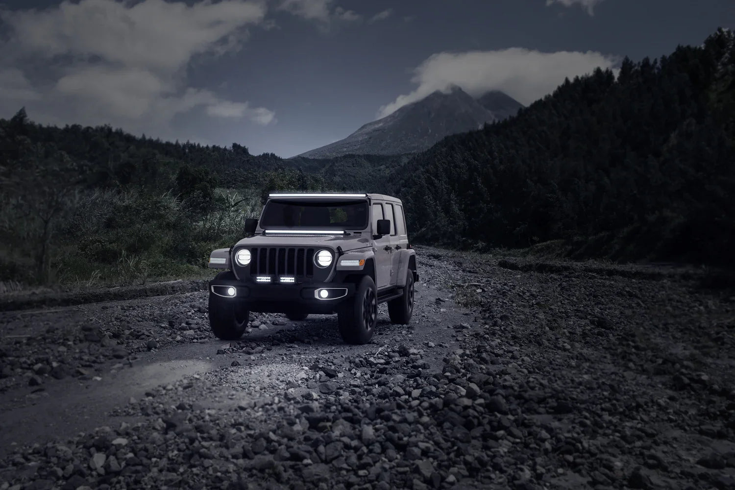 HELLA Black Magic Tough Slim Curved Lightbar 40" — SUV bumper and roof-mounted off-road application