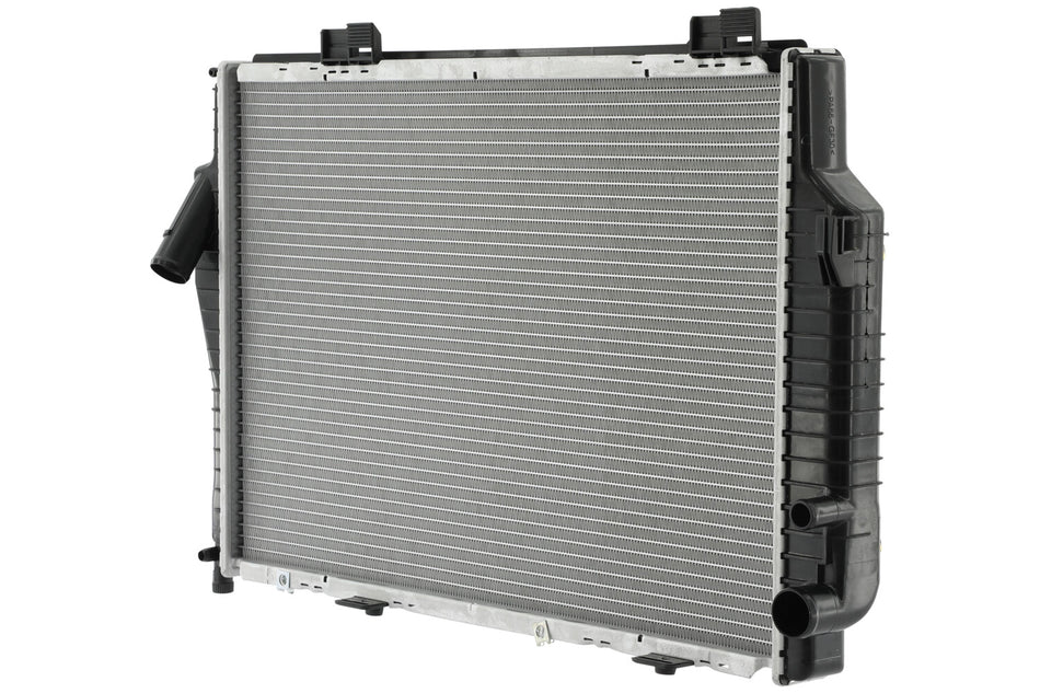 HELLA Radiator MERCEDES-BENZ, C43 AMG, CLK430, CLK55 AMG, SLK32 AMG, SLK320, 1998-2004