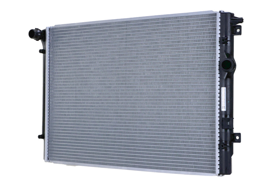HELLA Radiator VOLKSWAGEN, TIGUAN, TIGUAN LIMITED, 2010-2018